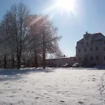 Land-gut-hotel- Weisser Schwan Hotel 3*