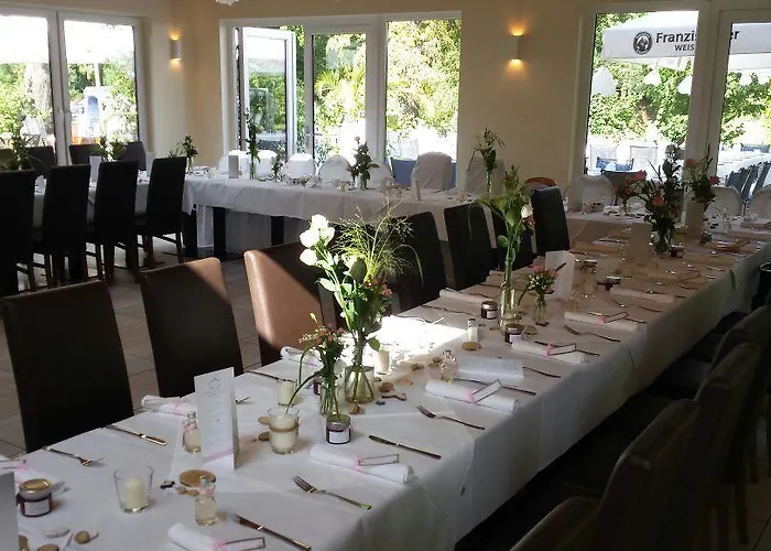 Land-gut-hotel- Weisser Schwan 3*